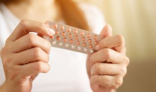 Проучване: Употребата на болкоуспокояващи и противозачатъчни едновременно носи риск от тромби