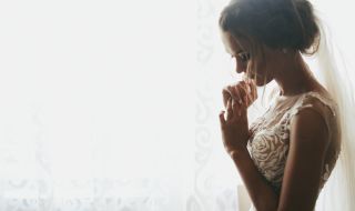 Нагла булка поиска нещо немислимо от бившата жена на бъдещия си мъж