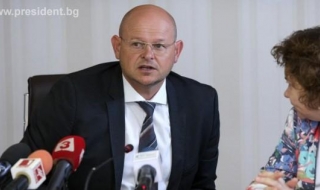 Плевнелиев е опростил несъбираеми държавни вземания за близо 473 000 лева