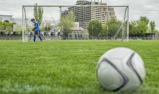УЕФА вкарва АВВА в изпълнението на дузпи