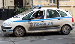 В Бургаско разбиха банда от ало измамници