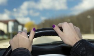 Шофьорка с 2 промила и нередовен автомобил предизвика катастрофа на пътя Бургас – Айтос