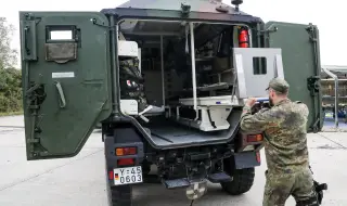 Пет военни камиона бяха дарени на Косовските сили за сигурност от Германия 
