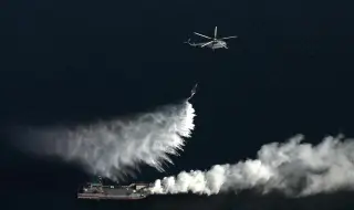 Ирански гвардейци откриха огън по контейнеровоз край бреговете на Оман