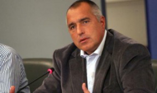 Бойко Борисов прати правителствения самолет за руските туристи