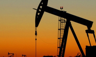 Петролът потича от Либия