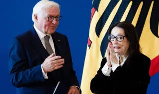 Нана Мускури получи най-високото държавно отличие на Германия