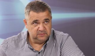 Доц. Спас Ташев: Ковачевски се отнася към македонските българи, както Путин към украинците