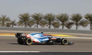 Фернандо Алонсо отпадна от състезанието в Бахрейн заради... опаковка от сандвич