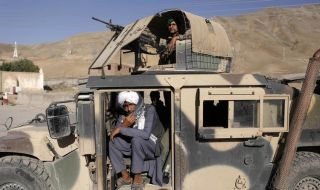 Талибаните превзеха 13 области за ден