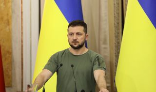 Украйна отбеляза Деня на националния флаг