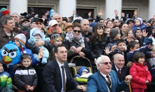 Хиляди бургазлии- именици: Зелеееее!