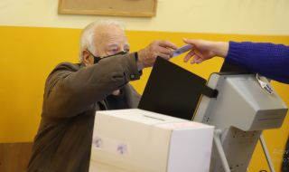 Може ли машините за гласуване да бъдат манипулирани