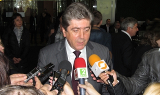 Първанов: Еврокомисията прилага двойни стандарти спрямо България