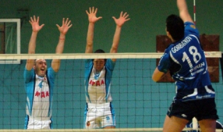 Левски Боол остава в борбата за Купата