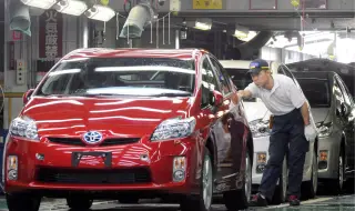 Toyota строи автомобилни заводи в САЩ на стойност 10 милиарда долара