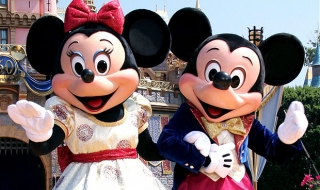 Разследват френския Дисниленд за по-скъпи билети за германци и англичани