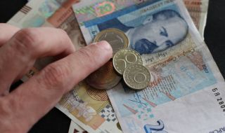 Увеличават заплащането на социалните служители