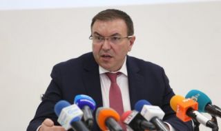 Министър Ангелов с новини за ваксините на "АстраЗенека" и "Янсен", проговори за Слави