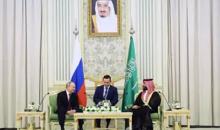 Русия и Саудитска Арабия призоваха към съкращения на петрола всички членове на ОПЕК+