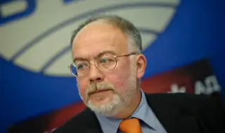 Кольо Колев: Забраната за екзитполове в изборния ден е излишна