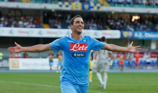 Гонсало Игуаин: Страдах в Реал (Мадрид)