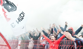 Легенда на „армейците”: Цесекари, манипулират ви!