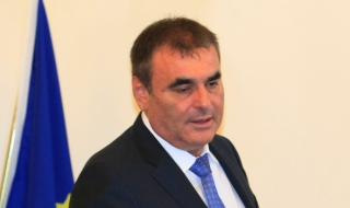 Папазов: Нямаме намерение да приватизираме „Български пощи”