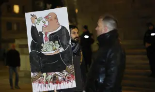 „Фигаро“: Влизането на България в еврозоната няма да бъде засегнато от политическата криза