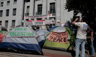 Палестински демонстранти окупираха най-известния френски университет