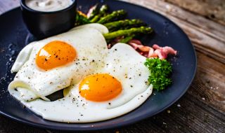 Рецепта на деня: Яйца на скара