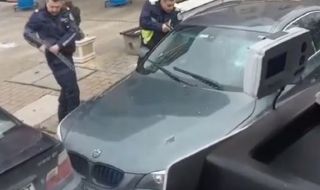 Оставиха в ареста мъжа барикадирал се в колата си в София