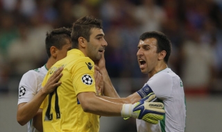 Спортинг Лисабон се интересува от Владо Стоянов