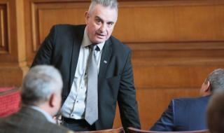 Валентин Касабов: БСП се напъна да зачене под натиска на дубайския сценарист