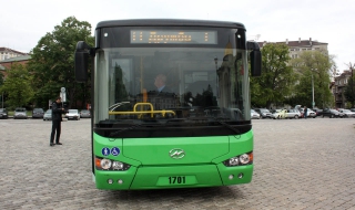 Първият електробус тръгна в София