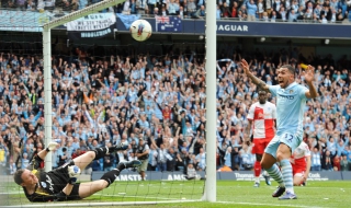 Тевес: Фъргюсън се мисли за президент на Англия