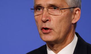 Столтенберг: Няма условия за дипломатическо уреждане на конфликта в Украйна