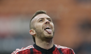 Жереми Менес „изгоря” за четири мача