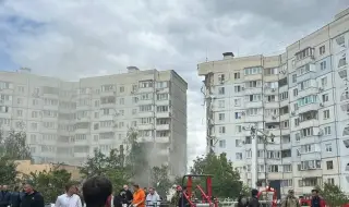 В Белгород се срути вход на жилищна сграда, властите обвиниха Украйна