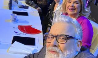 Владо Пенев, Марта Вачкова и Дарина Павлова вечерят за 6 бона в пустинята