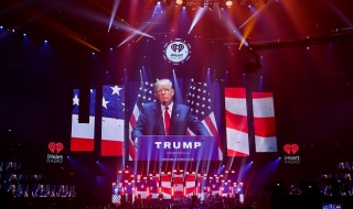 Боно: Тръмп ще унищожи Америка (видео)