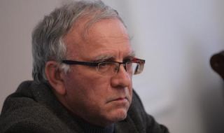 Проф. Цветозар Томов: Незабавна оставка!