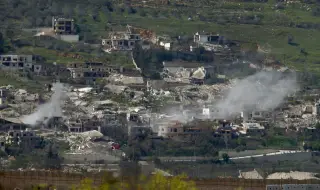 Israel begins phased withdrawal from two pilot areas in southern Lebanon 