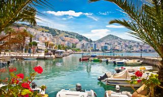 Над 10 процента по-високи цени за туристите в Албания и Черна гора 
