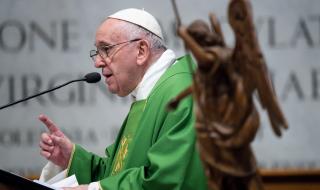 Папа Франциск отказа аудиенция на Майк Помпео