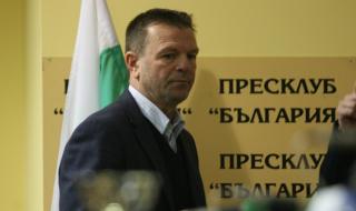 Стойчо Младенов получил две оферти от чужбина