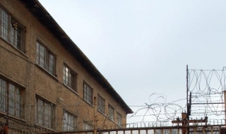 Международен скандал за телефоните в българските затвори