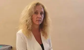 Кой, защо и как не допуска д-р Елена Георгиева дори в дамската тоалетна на „Майчин дом“?