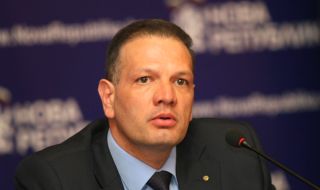 Петър Славов: Важни законопроекти стоят и чакат, депутатите да се хващат на работа