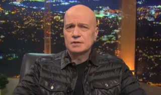 Слави Трифонов по повод 25-годишнината от "Шоуто на Слави": "Аз мога пак да бъда ваш водещ, ако вие искате."